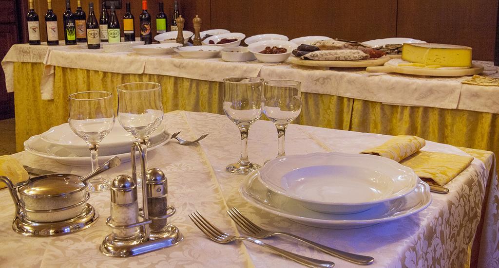 Hotel Dama Bianca Valtournenche Dış mekan fotoğraf
