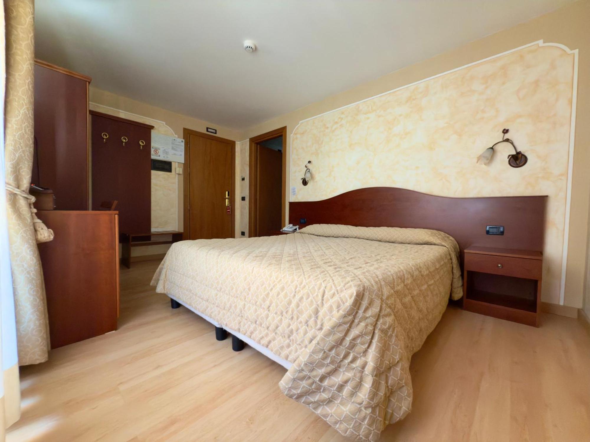 Hotel Dama Bianca Valtournenche Dış mekan fotoğraf